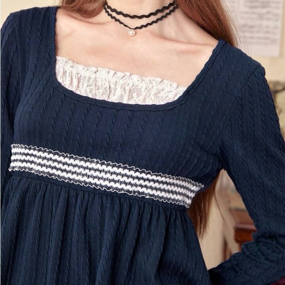 BNWT - Women’s Romwe Knit Peplum Sweater - Navy - Size Medium